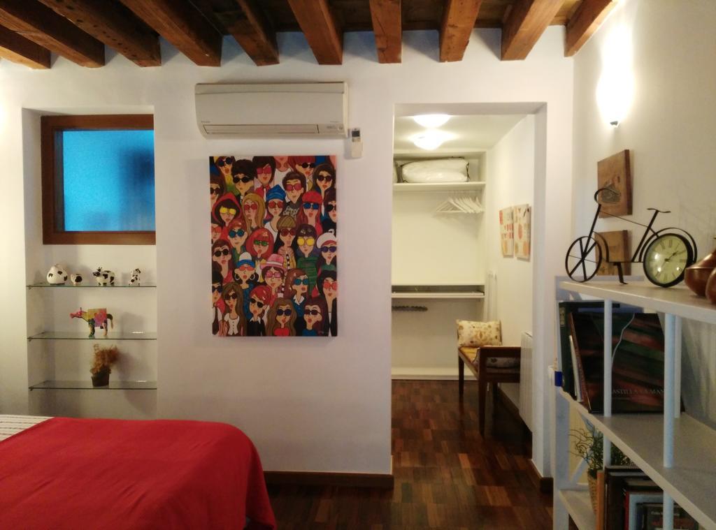 Apartamentos Nuncio Viejo Toledo Pokój zdjęcie